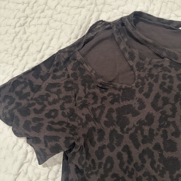 LNA Trigger Cutout Tee XS - Picture 3 of 5